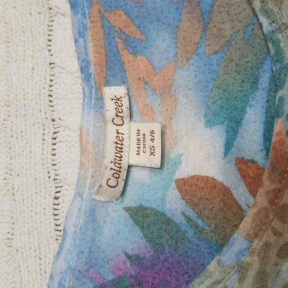 🔥Coldwater Creek Short Sleeve Multi Colored XSMALL (4-6)Tee - Picture 5 of 7